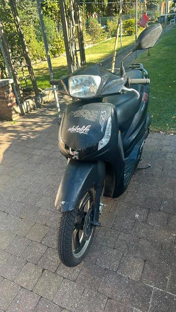 Peugeot tweet klasse A beschikbaar voor biedingen
