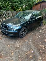 Bmw 116i 2007 probleem met ketting ( motor start), Auto's, BMW, 4 zetels, 1 Reeks, Zwart, Handgeschakeld