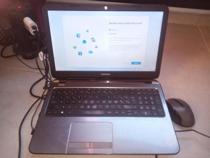 Compaq/HP LAPTOP 15.6" Windows 11, Computers en Software, Windows Laptops, Gebruikt, 15 inch, SSD, 2 tot 3 Ghz, 8 GB, Azerty, Met videokaart