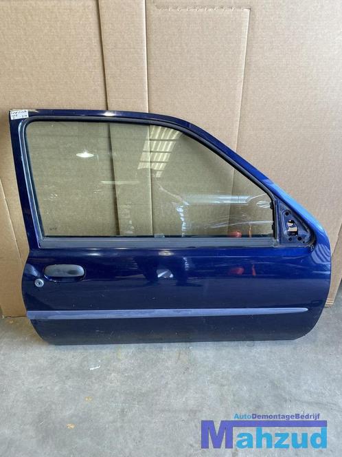 FORD FIESTA 4 Blauw rechts rechter deur portier 1998-2001, Auto-onderdelen, Carrosserie, Deur, Ford, Gebruikt, Ophalen