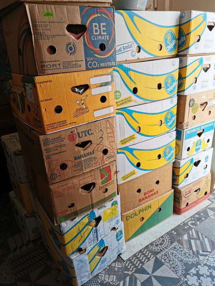 Kavels op de rommelmarkt (deco,serviesgoed,boeken,boeken,..., Diversen, Rommelmarktspullen, Gebruikt, Ophalen