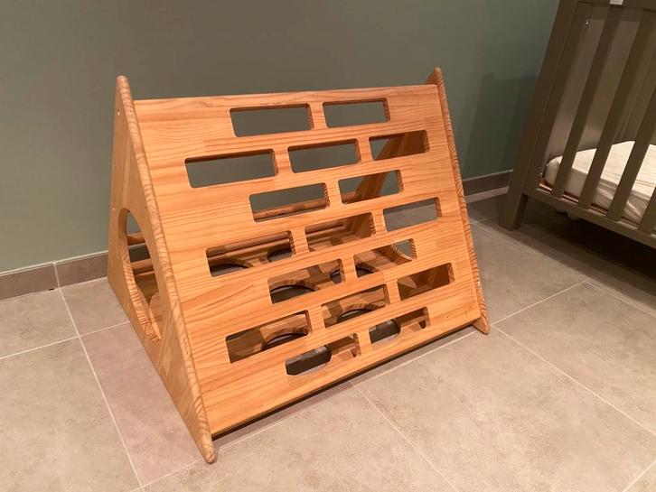 Massief houten Montessori / Pikler klimrek, Enfants & Bébés, Jouets | Jouets en bois, Comme neuf, Enlèvement