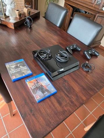 PS4 500gb met 2 consolles en 2 games beschikbaar voor biedingen