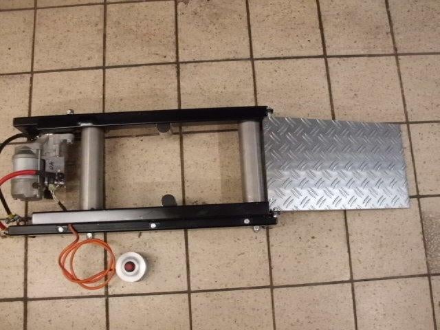 DIVERSE ONDERDELEN VOOR OLDTIMER MOTOREN.EN VEEL RACERS.., Ophalen, Gebruikt