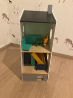 Houten poppenhuis met meubels, Kinderen en Baby's, Ophalen, Gebruikt, Poppenhuis