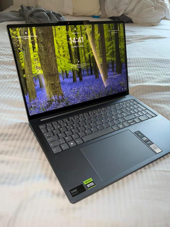 Lenovo Yoga Pro 9 (16″) — Intel Ultra 9, 32GB RAM, 1TB SSD, Computers en Software, Windows Laptops, Zo goed als nieuw, 16 inch