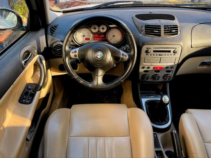 Alfa Romeo 147 1.6 Twin Spark 120 pk, Auto's, Alfa Romeo, Particulier, ABS, Airbags, Airconditioning, Boordcomputer, Centrale vergrendeling