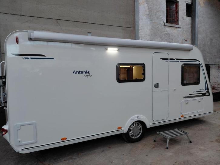 CARAVELAIR Antares 496, Caravanes & Camping, Caravanes, Particulier, jusqu'à 5, 1000 - 1250 kg, Autre, Caravelair, Grand lit, Lits superposés