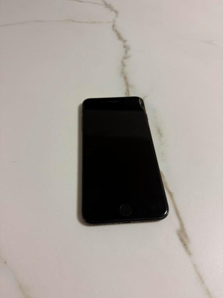 Apple iPhone 8 Plus – Zwart – Voor onderdelen, Telecommunicatie, Mobiele telefoons | Apple iPhone, Zo goed als nieuw, iPhone 8