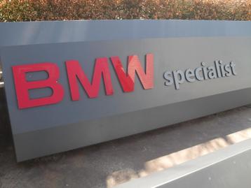 2 stuks lichtbakken BMW Specialist in prima staat beschikbaar voor biedingen