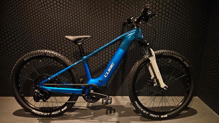 Cube acid 240 Hybrid Rookie pro 400x €2349
️Bosch Performan, Fietsen en Brommers, Fietsen | Mountainbikes en ATB, Nieuw, Overige merken