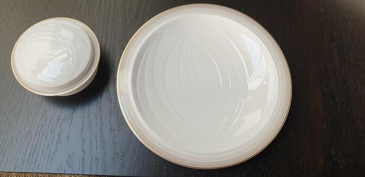 Royal Doulton Terra Centrepiece  en Terra Box Low, Antiek en Kunst, Antiek | Keramiek en Aardewerk, Ophalen