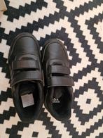 Kinderen merk adidas schoen nieuw, Kinderen en Baby's, Babykleding | Schoentjes en Sokjes, Ophalen, Zo goed als nieuw