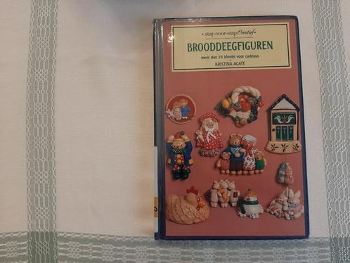 Brooddeegfiguren (Bakken) van Kristina Agate Kookboek, Livres, Livres de cuisine, Enlèvement ou Envoi