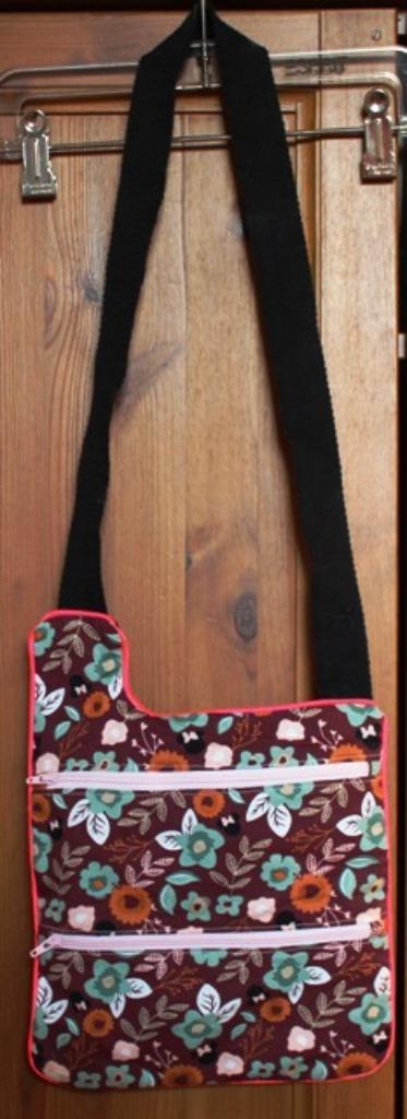 Kleine handtas (handmade), Handtassen en Accessoires, Tassen | Schoudertassen, Zo goed als nieuw, Overige merken, Overige kleuren