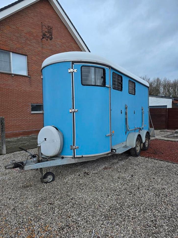 Fautras Oblic 3+, Dieren en Toebehoren, Paarden en Pony's | Trailers en Aanhangwagens, Gebruikt, 3-paards trailer, Polyester, Ophalen