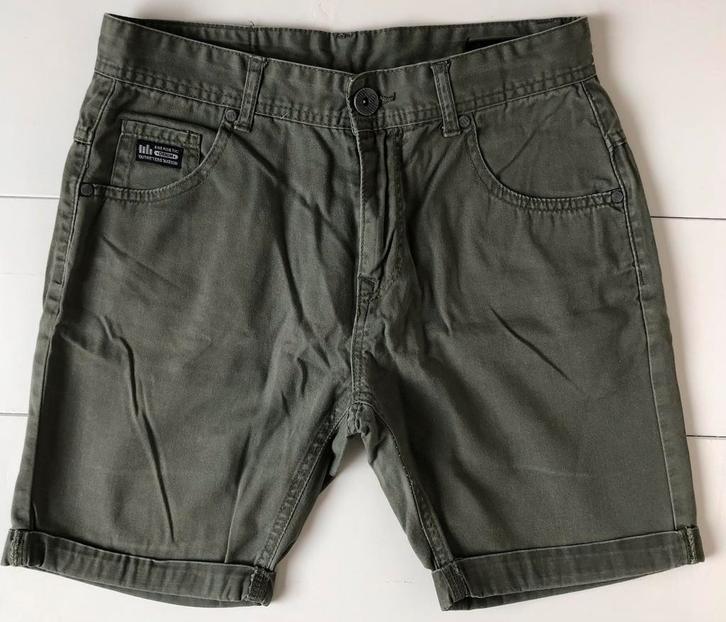 kaki short Outfitters Nation Male S small jongens, Kinderen en Baby's, Kinderkleding | Maat 158, Gebruikt, Jongen, Broek, Ophalen of Verzenden