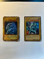 2x “Blue-Eyes White Dragon” Yu-Gi-Uh kaart te koop, Hobby en Vrije tijd, Verzamelkaartspellen | Yu-gi-Oh!, Ophalen, Gebruikt, Losse kaart