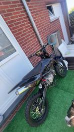 Dirt 160 yx, Fietsen en Brommers, Brommers | Derbi, Ophalen, Zo goed als nieuw