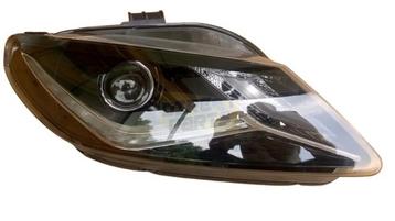 Seat Exeo (2/09-4/13) Koplamp Rechts (Xe) (met actieve bocht beschikbaar voor biedingen