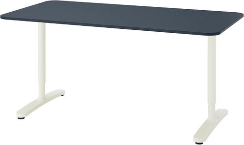 Table bureau modèle Bekant, Huis en Inrichting, Bureaus, Zo goed als nieuw, Bureau, Ophalen