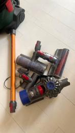 Dyson V8 Absolute - good for accessories or to be fixed, Ophalen, Gebruikt