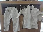 3 kimono's 130, broek 140 karate, judo, verdedigingssport, Ophalen of Verzenden, Gebruikt, Judo