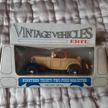 FORD ROADSTER 1932 *ERTL*VINTAGE*1/43*NEW* beschikbaar voor biedingen
