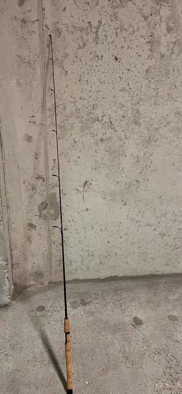 Lamiglas roofvis hengel beschikbaar voor biedingen
