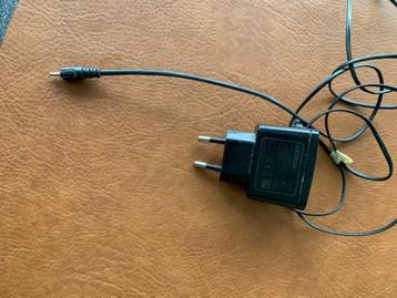 Nokia oplader dikke pin beschikbaar voor biedingen
