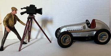 Schuco Studio 1050 Mercedes Silberpfeil US-Zone beschikbaar voor biedingen