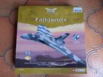 Corgi AA31202 Avro Vulcan B2XM597 Falklands Black Buck 1/144, Ophalen of Verzenden, Luchtmacht, Miniatuur of Beeldje