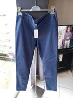 Nieuwe donkerblauwe broek., Vêtements | Femmes, Culottes & Pantalons, Enlèvement, Neuf, Taille 42/44 (L)