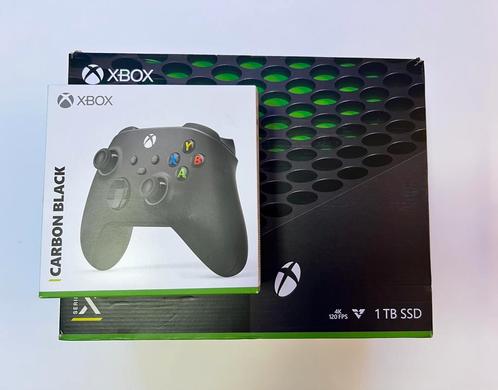 Xbox Series X met 2 Controllers, Games en Spelcomputers, Spelcomputers | Xbox Series X en S, Zo goed als nieuw, Xbox Series X