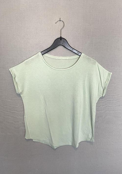 Muntgroene T-shirt van Q/S by S.Oliver (M), Vêtements | Femmes, T-shirts, Comme neuf, Taille 38/40 (M), Vert, Manches courtes