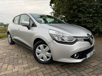 Système de navigation et climatisation Renault Clio 1.5 dCi  disponible aux enchères