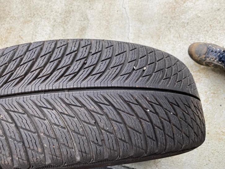 pneus hiver, Auto-onderdelen, Banden en Velgen, Band(en), Winterbanden, 18 inch, 225 mm, Personenwagen, Gebruikt, Ophalen