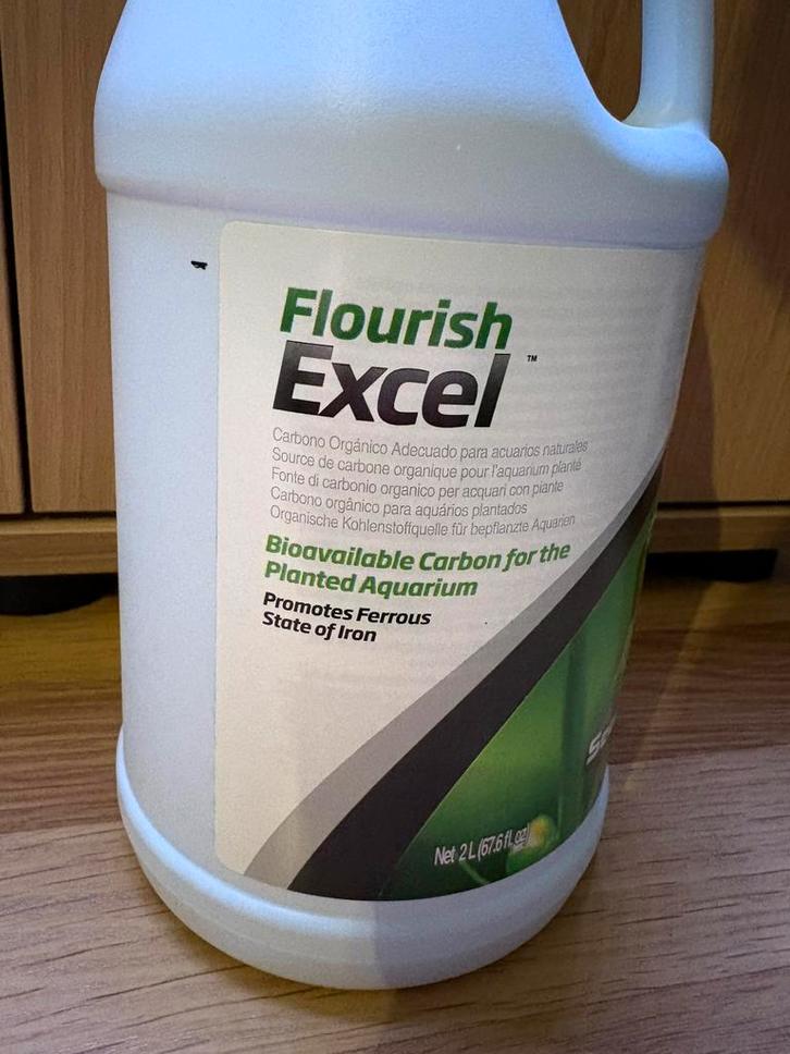 Seachem Flourish Excel 2L – reste 1,5L, Animaux & Accessoires, Poissons | Aquariums & Accessoires, Utilisé, Autres types, Enlèvement