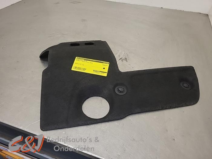 Afdekplaat motor van een Renault Trafic, Auto-onderdelen, Motor en Toebehoren, Renault, Gebruikt, 3 maanden garantie, Ophalen of Verzenden