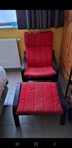 Poang Ikea rouge avec repose-pieds, Enlèvement, Utilisé