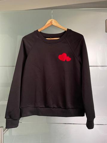 Sweater Zwart met Rood hart