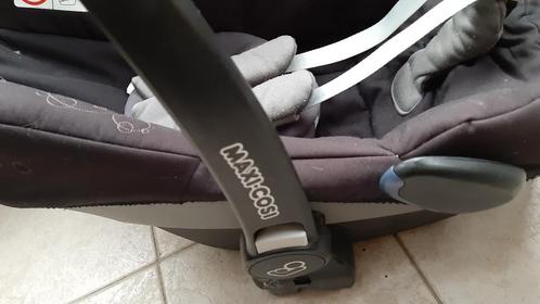 Maxi-Cosi Draagbare autostoel en zonnekap Pebble als nieuw, Kinderen en Baby's, Kinderwagens en Combinaties, Zo goed als nieuw