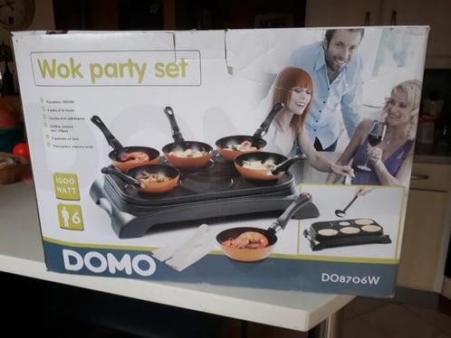 Wok crêpemaker feestset voor 6 personen, Elektronische apparatuur, Gourmetstellen, Zo goed als nieuw, Ophalen