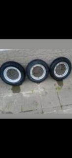 3 jantes avec 3 pneus Vespa px, Enlèvement ou Envoi