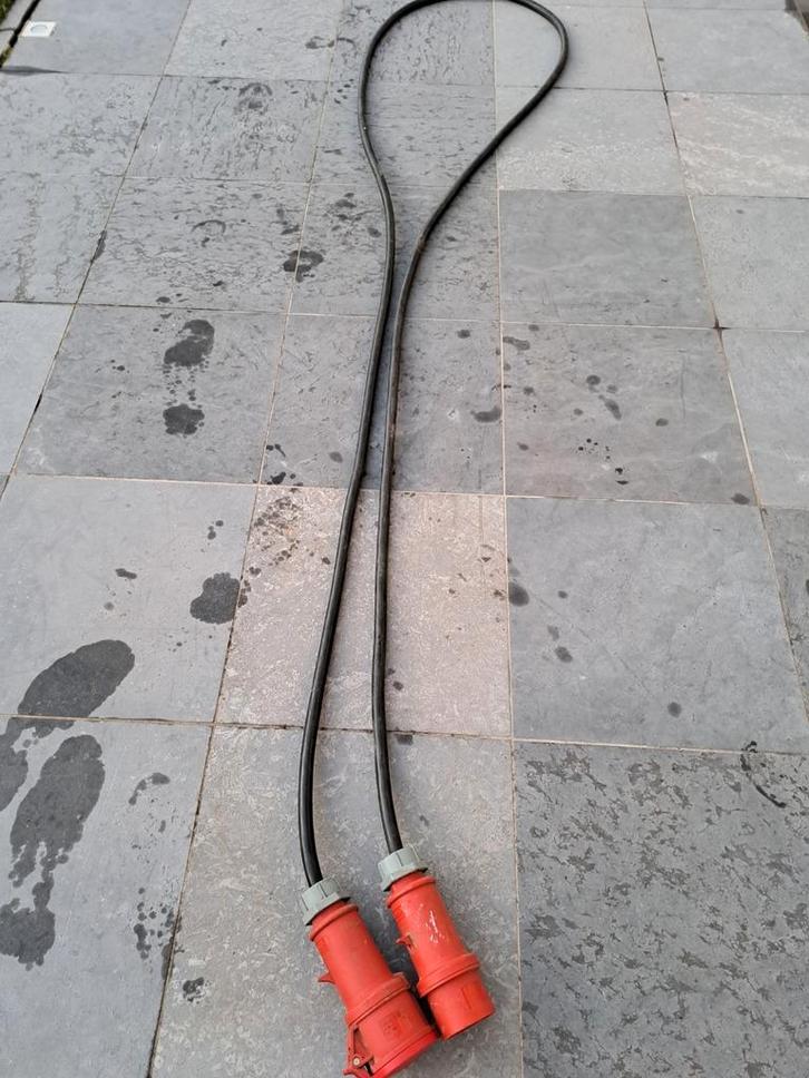5G6 verlengkabel 5m, Doe-het-zelf en Bouw, Elektriciteit en Kabels, Zo goed als nieuw, Kabel of Snoer, Ophalen