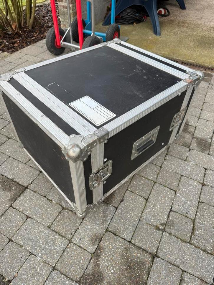 Flightcase 8U met wielen, Musique & Instruments, Boîtiers & Valises, Flight case, Enlèvement