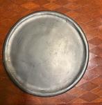 Petit plateau noir, Enlèvement