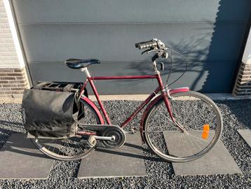 Klassieke herenfiets beschikbaar voor biedingen