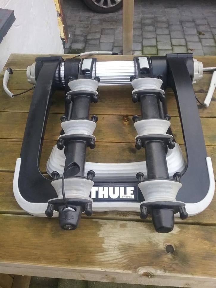 Fietsendrager Thule RaceWay992259, Auto diversen, Fietsendragers, Zo goed als nieuw, Achterklepdrager, 3 fietsen of meer, Ophalen