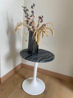 bijzettafel Tulipo met marmer blad dia 40cm Juntoo, Maison & Meubles, Comme neuf, Moins de 45 cm, Autres matériaux, Rond